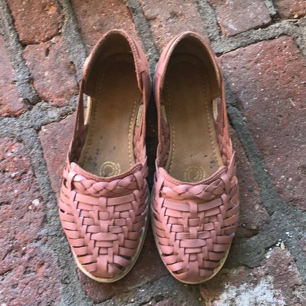 Huarache sandals